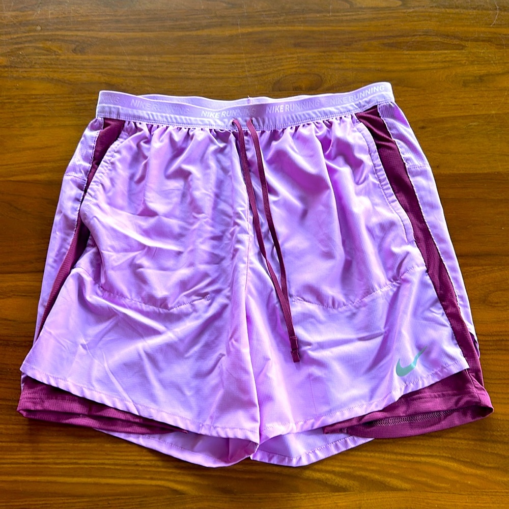 Nike stride rite 5” 2 in 1 hybrid running shorts